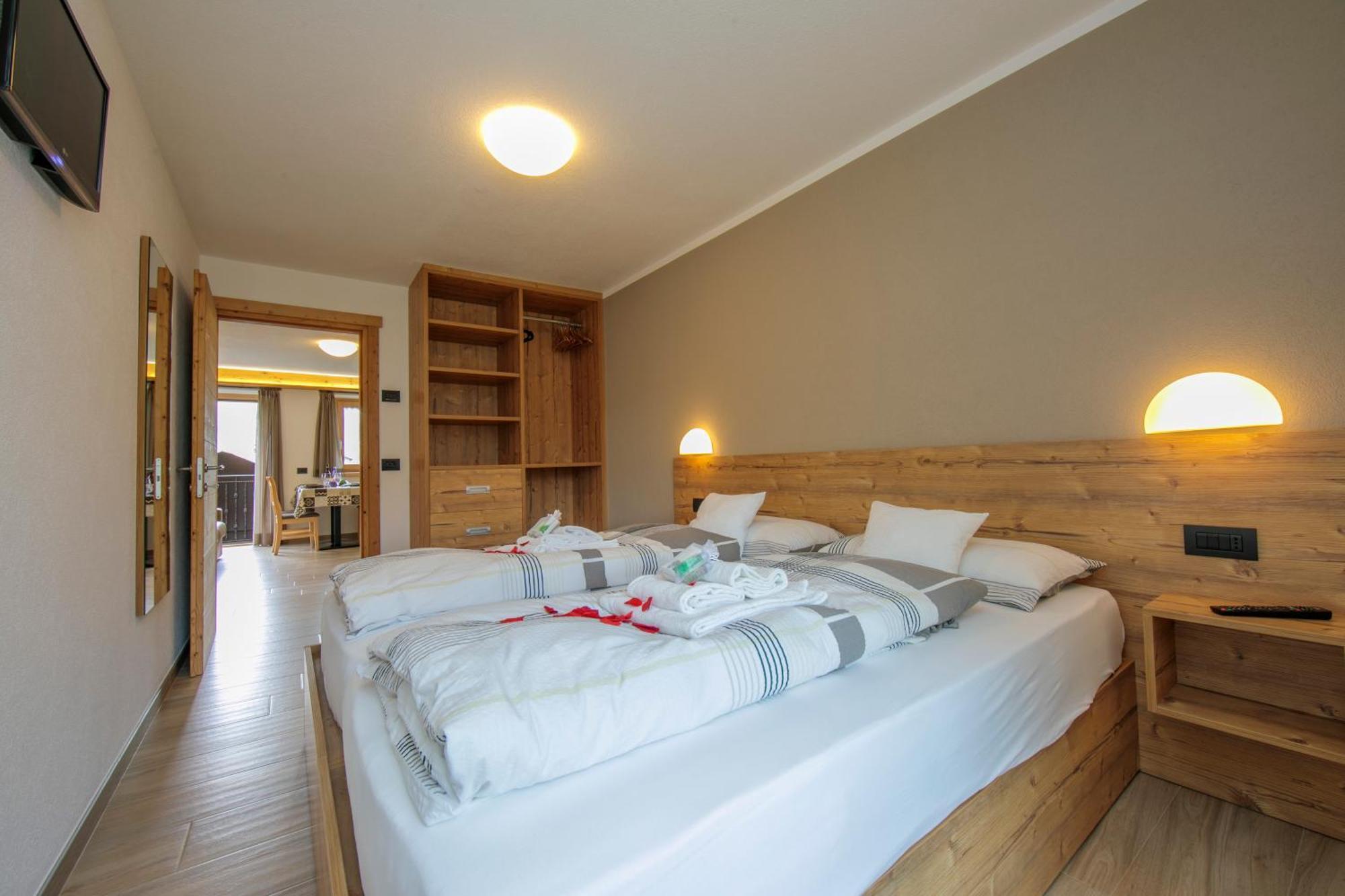 Volga Loira Senna - Happy Apartment *
